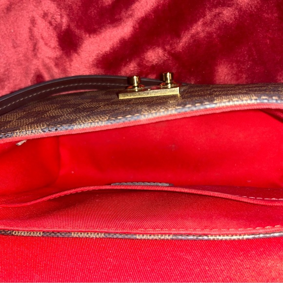 Louis Vuitton Croisette - Picture 7 of 9